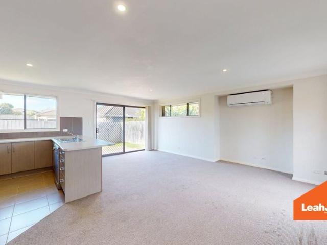 2/73 McKeachie Drive, Aberglasslyn NSW 2320