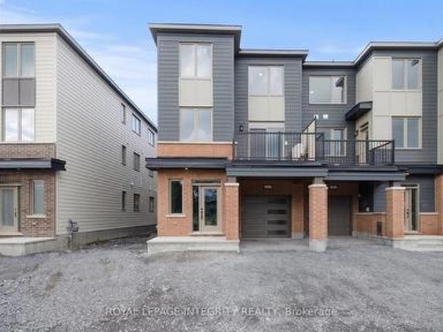 273 Squadron Crescent, Ottawa, ON, K1K 5A3 house for lease | Listing ID X13705 | Royal LePage
