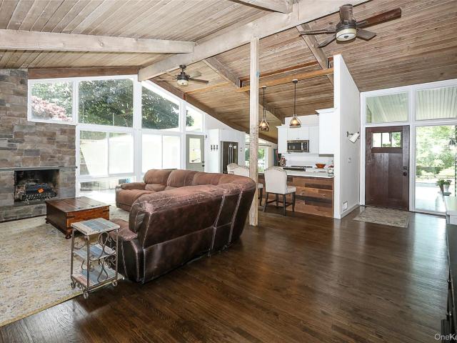273 Sugar Toms Lane