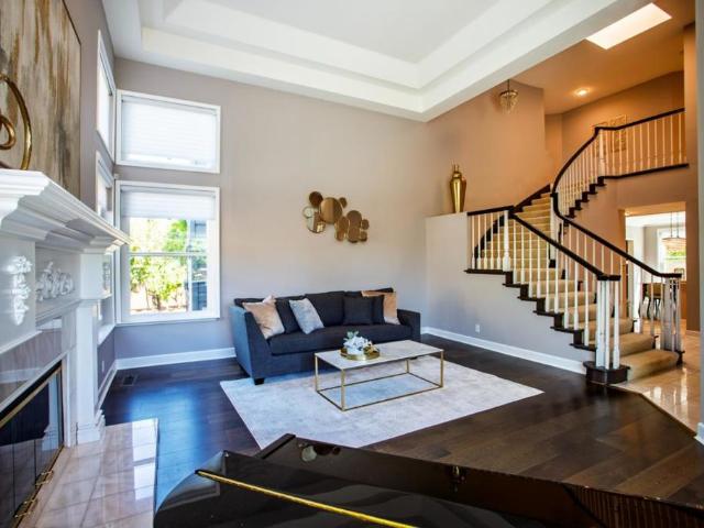 2745 Cantor Drive