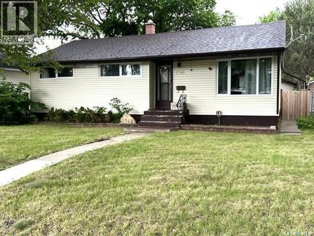 2745 Park Street, Regina, SK, S4N 2H4 house for sale | Listing ID SK039049 | Royal LePage
