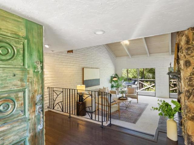 27460 Loma Del Rey