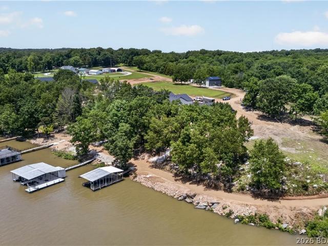 27476 Runway Circle
