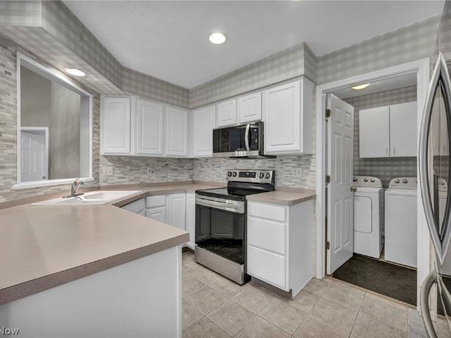 2747 Wyndgate Court