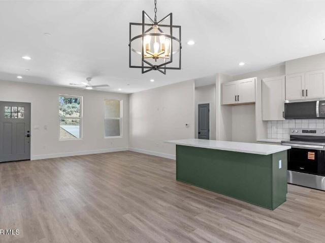 27400 Stirrup Way