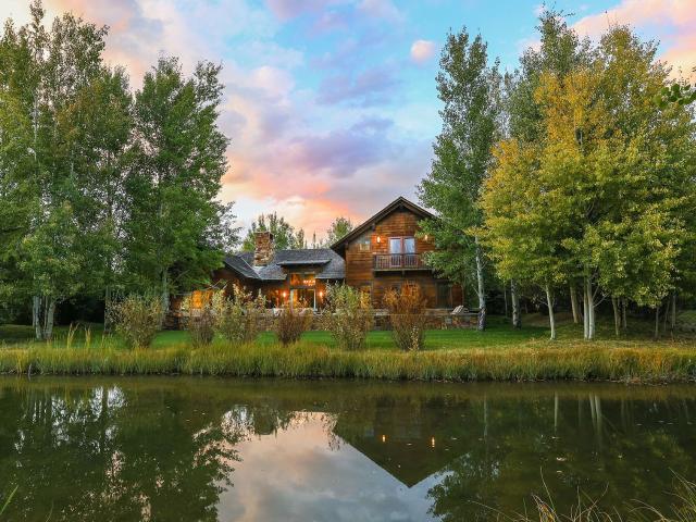 2740 W Raptor View Lane, Jackson, US, WY