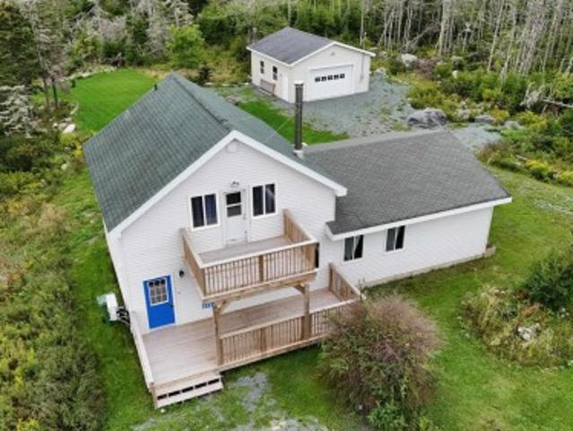 2741 Ostrea Lake Road, Musquodoboit Harbour, NS, B0J 2L0 house for sale | Listing ID 202622 | Royal LePage