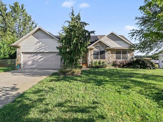 27420 Birmingham Ct, Paw, MI 49079