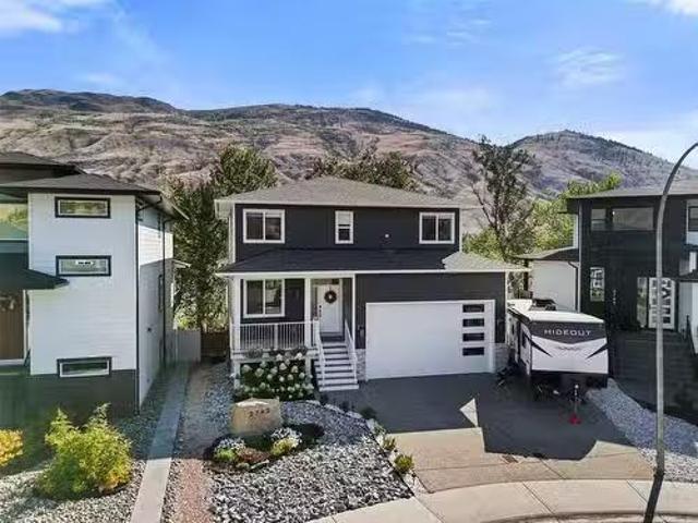 2742 Beachmount Crescent, Kamloops, BC, V2B 0E6 house for sa.
