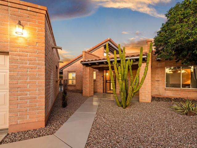 2742 S Via Del Bac, Green Valley, US, AZ