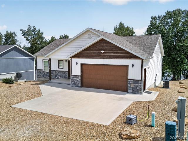 27436 Runway Circle