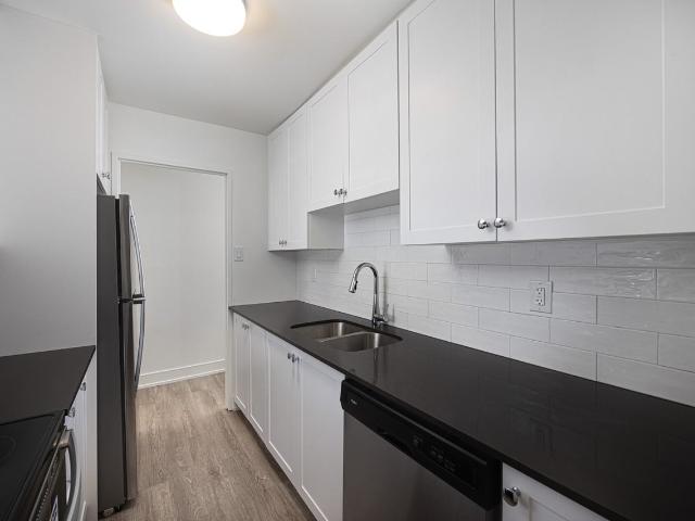 274 278 Cedar Avenue Studio Apartment for Rent at 278 274 278 Cedar Avenue, Richmond Hill, ON L4C 2B4 Harding