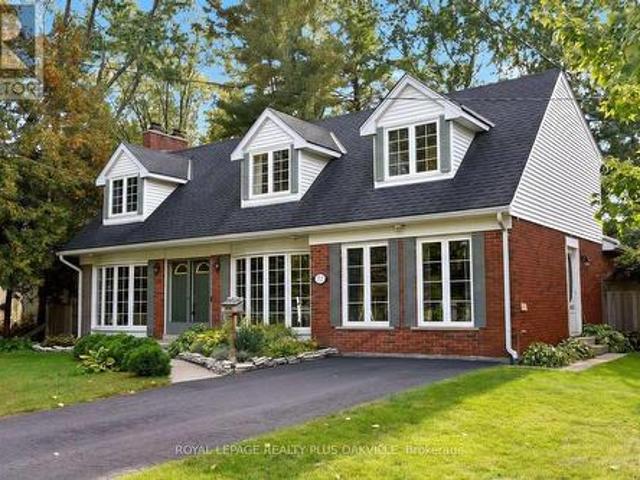 274 Belvenia Road, Burlington, ON, L7L 2G4 house for sale | Listing ID W13883 | Royal LePage