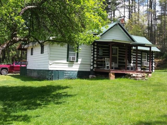 274 Burr Ln, Green Bank, WV 24944