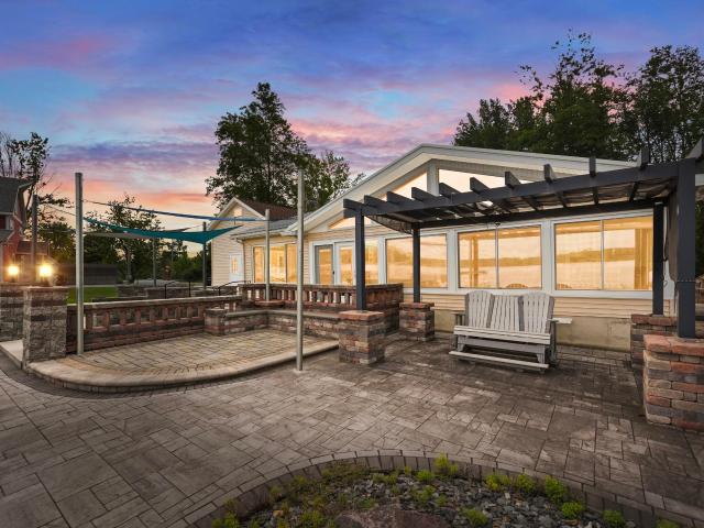 274 W Waldron Lake Drive