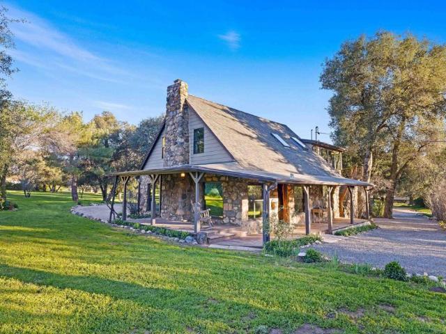 27546 Old Highway 80