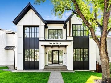 Charleswood, Calgary, Alberta - Garden