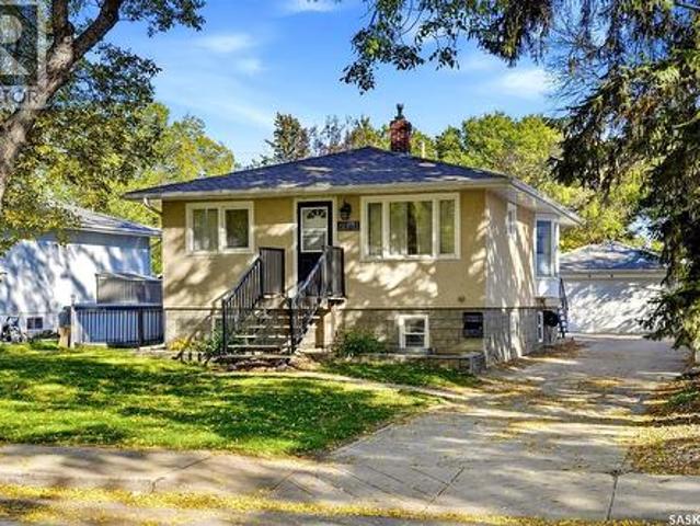 2751 Mackay Street, Regina, SK, S4N 2T8 house for sale | Listing ID SK050792 | Royal LePage