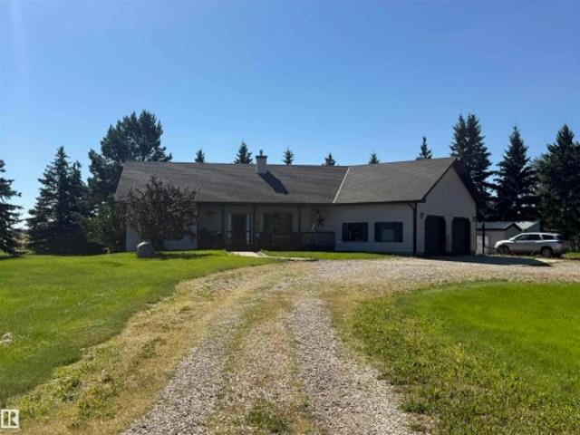 2751 Avenue, Stony Plain, AB, T7Z 1Y4 house for sale | Listing ID E4504 | Royal LePage