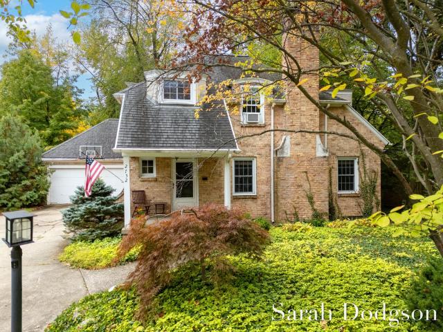 2752 Maplewood Drive SE, East Grand Rapids, US, MI