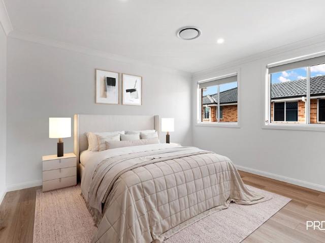 2/75 Great Western Hwy, Kingswood NSW 2747