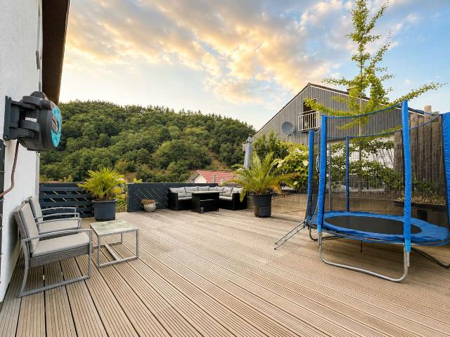 275 m² Wohnkomfort mit Schwarzwaldblick – kernsaniert & sofort bezugsfrei
