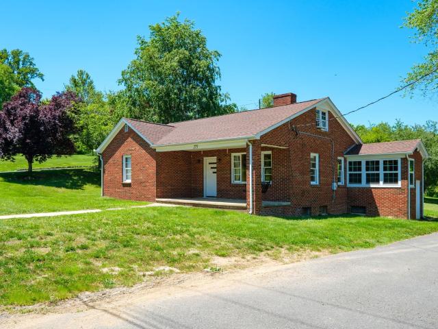 275 main st