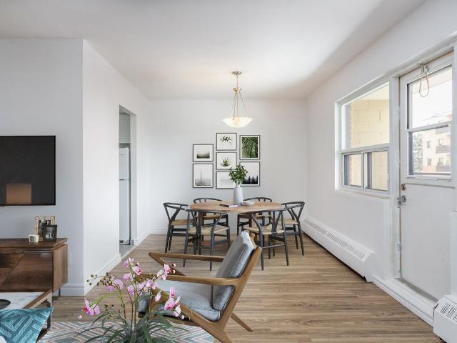 275 North Service Road Apartments 2 Bedroom Apartment for Rent at 275 North Service Rd, Mississauga, ON L5A 1A7 Cooksville