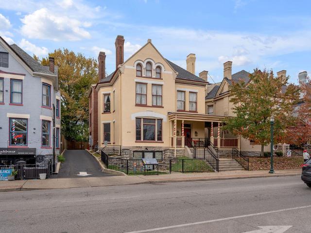 275 S Limestone # 310
