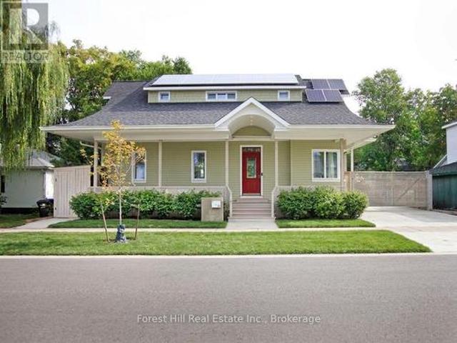 275 Saint Paul Street, Collingwood, ON, L9Y 3P6 house for sale | Listing ID S13819 | Royal LePage