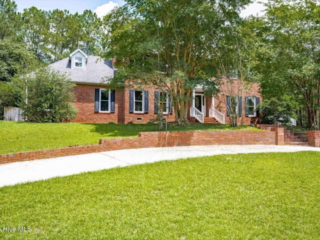 275 Springwood Drive