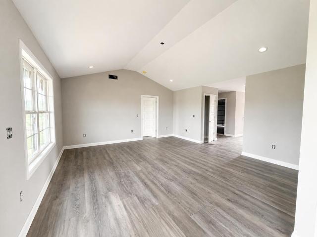 275 Stoney Creek Way
