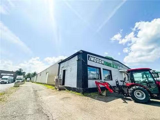 275 Restigouche Rd, Oromocto, NB, E2V 2H1 commercial for sal.