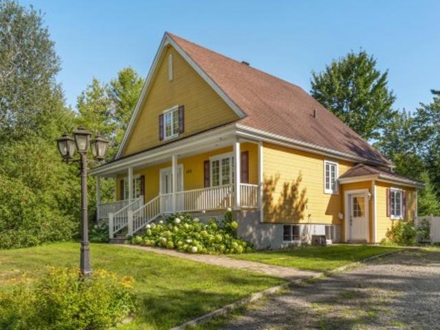 275 Rue Kenna, Saint Colomban, QC, J5K 2M8 house for sale | Listing ID 11370 | Royal LePage