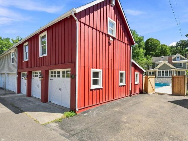 275 W Court Street