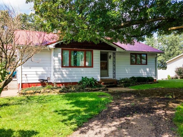 275 WARD Drive N