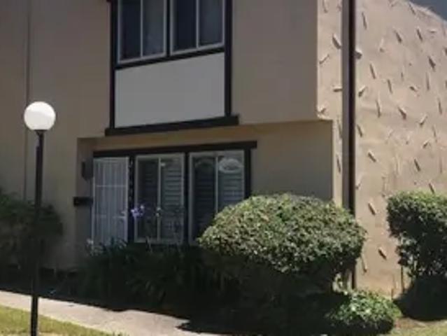27654 Del Norte Ct, 3 beds, 2 full baths