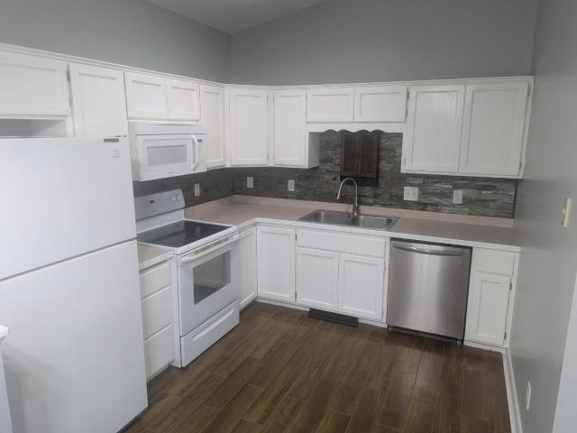 2765 th Lane NW