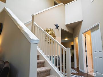 27661 Mcintosh Loop NE