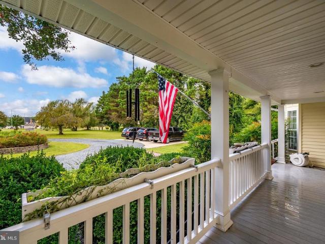 27676 Crooked Oak Lane
