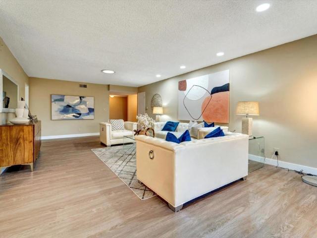 2767 Miradero Dr C