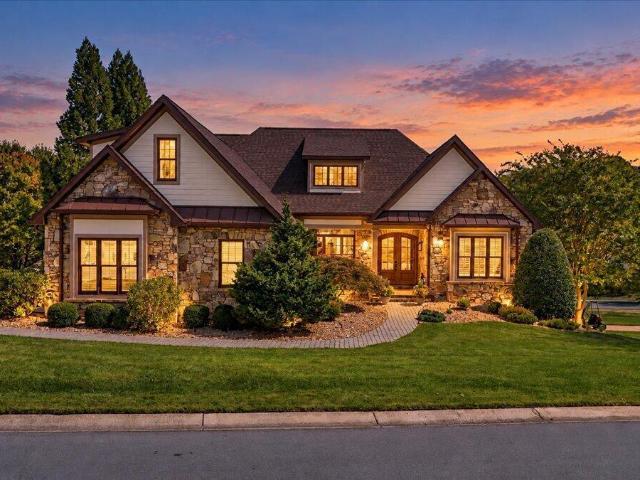 2760 Highland Glen Court