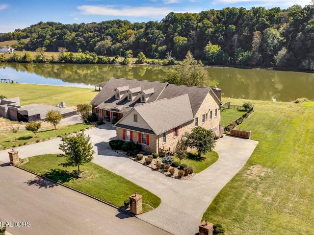 2760 River Island Blvd