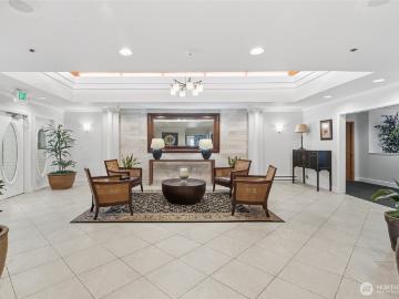 2760 76th Avenue SE # 505