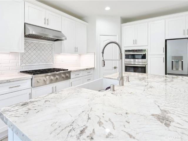 27617 Bottle Brush Way