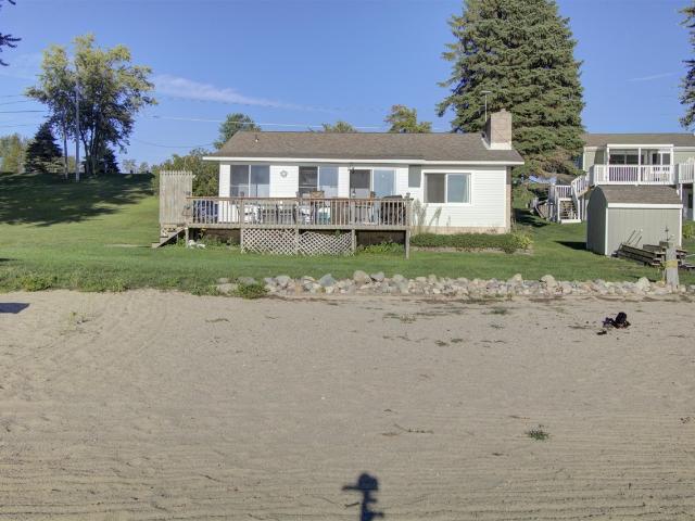 2761 N Johnson Road