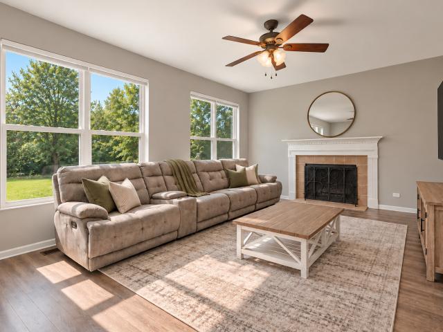 2762 cranston circle