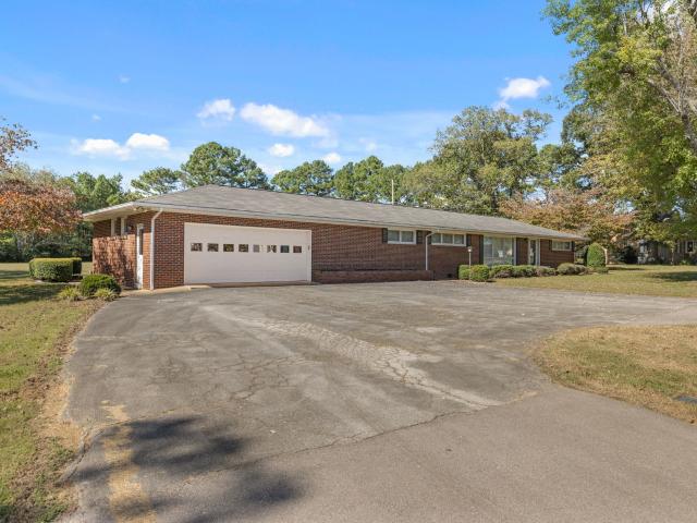 2763 Highway 43 N