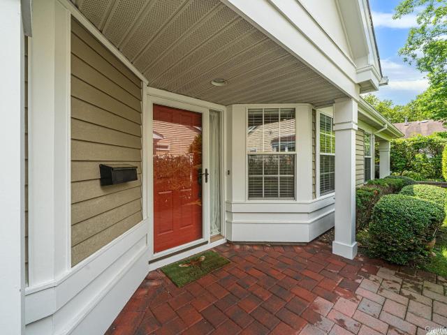 276 Glen Drive
