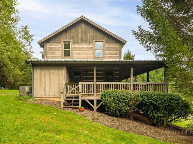 276 E Rivers Edge